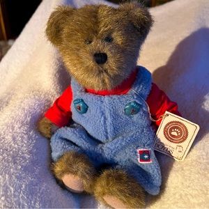 Rare Authentic Boyd’s Bears Eric Burr bruin Plush # 904023